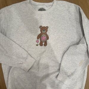 Cute teddy bear with flower crewneck sweatshirt
